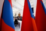 Երեկ սեղանի գլխին միայնակ նստածը անում է ամեն ինչ՝ առաջիկայում միայնակ մնալու համար