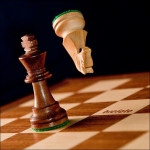 Մենք ենք մնալու ջարդված խաղատախտակի մոտ
