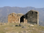 Հոգածությունից դուրս մնացած Հոռոմայրի Սուրբ Նշան վանքային համալիրը