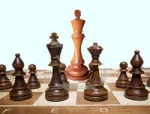 Միայնակ խաղացող թագավորը 