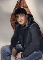 «Ես ապրում եմ երգով...»