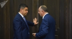Կասկածը կրծում է
