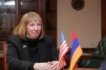 ԱՄՆ դեսպանը հանդիպեց ֆինանսների նախարարին