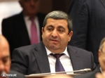 Շմայսը կամաչի, գլուխը կխոնարհի