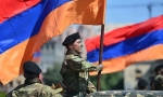 Գլուխներս կախ, նսեմացած, ստորացված, ամոթահար, խայտառակված՝ պարտվել ենք մի անհայտ ծագման գավրոշի