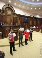 Լրագրողը սոսկ ձայնագրիչ չէ