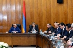 Հովիկ Աբրահամյանը «ստվերայիններին» է պաշտպանում
