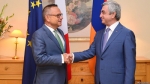 Սերժ Սարգսյանն այցելել է Ֆրանսիայի դեսպանատուն 