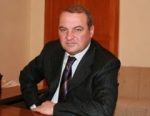 ԿԱՐԵՆ ԿԱՐԱՊԵՏՅԱՆԸ` ԱՆԿՈՒՍԱԿՑԱԿԱ՞Ն