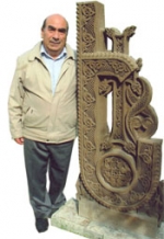 «Մարդիկ դատվում են այլ կերպ մտածելու համար, բայց միայն դա բավակա՞ն է, որ դատվեն»
