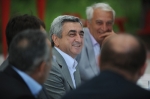 Մենք, որ ամեն օր  գրում ենք ժամանակը