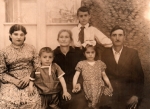 Իմ սևազգեստ տատիկը