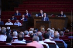 Ծերուկն անտանելի է դառնում