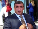 Բաժանում են չխփված արջի մորթին