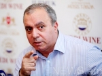 Հրանտ Բագրատյան. Կառավարության հակավիրուսային ստրատեգիան է. թող բոլորը վարակվեն, ով կենդանի կմնա կմնա