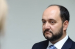 Դու՞ ով ես, անկի՛րթ