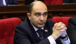 Էդմոն Մարուքյանը հանդիպումներ է ունեցել իշխանության հետ կենտրոնում գտնվող նորակառույցում