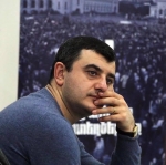 Ո՞վ է կամ ի՞նչ է Նիկոլն առանց եժովաբերիականների. ոչի՛նչ, մի կամազուրկ և վախեցած ազգակործան ծաղրածու