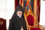 Հռոմի պապի այցի օրերին Արամ արքեպիսկոպոս Աթեշյանը Հայաստան չի ժամանելու 