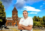 Ամա­նո­րի գի­շե­րը դի­մա­վո­րե­լու են ե­կե­ղե­ցում