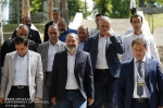 Իմքայլականները զանգում են գործարարներին