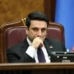 Վզից բռնվածը