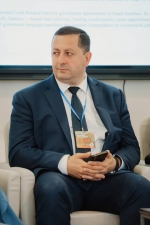 Ինչո՞վ է ԵՊՀ-ն տարբերվում «Լեյտենանտ Շմիդտի որդիներ» կոնգլոմերատից