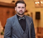 «Թատ­րո­նի ա­ռեղծ­վա­ծը նրա կեն­դա­նի շփ­ման և հա­ղոր­դակց­ման մեջ է»