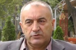 Նիկոլն ազնավազարմ օրիորդ չէ, որ սիրեն