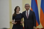 Նախագահն ընդունել է ՏՏ ոլորտում ՀՀ նախագահի 2016թ. կրթական պարգևներին արժանացած ուսանողներին և աշակերտներին