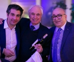 Թշնամու կողմից օկուպացված Տող գյուղում գտնվող «Կատարո» գինու գործարանի մի քանի հազար շիշ գինի դրվելու է աճուրդի. հասույթն ուղղվելու է նոր գործարանի կառուցմանը