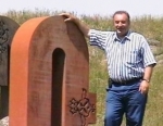 Ռոբերտ ՄԵԼՔՈՆՅԱՆ. Այդպես էլ չսովորեցինք մեր հիմնի բառերը 