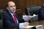 Էդմոն Մարուքյան. Հերթական անգամ հոնքն ուղղելու փոխարեն աչքն էլ հետը հանում են