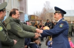 ՊՆ նախարարը զինծառայողներին է հանձնել նոր ծառայողական բնակարանների բանալիները