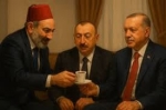 Դավաճանը փորձ է անում ջնջել եկեղեցու դեմ արշավի հիմքում ադրբեջանական հետքը