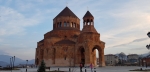 Փաշինյան-Ալիև քաղաքական դուետը գործնականում ցուցաբերում է սիմետրիկ վարքագիծ, հատկապես՝ եկեղեցու նկատմամբ 