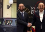 «Boz kurtlar»-յան ողջույն Արաբատին և թուրքի առաջ կռացած «վարչապետաօլիգարխիկ» մյուս «երևելիներին»
