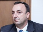 Հրայր Թովմասյան. Այս օրը տոն է մեր երկրի սահմաններն անառիկ պահող զինվորների ու սպաների շնորհիվ