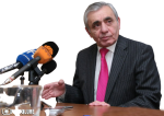«Երբ բարձ­րաս­տի­ճան պաշ­տո­ն­յան հարց­նում է` կոմ­պո­զի­տո­րը  պետք է փո՞ղ ստա­նա, սա ար­դեն մտա­ծե­լա­կեր­պի խն­դիր է»