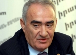 Գալուստ Սահակյանի «թումանյանական» զեղումները