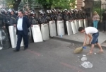Ոստիկանությունը կհամբերի մինչև ժամը 10-ը, որից հետո կդիմի գործողությունների. Աշոտ Կարապետյան