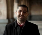 Արա Ալոյան բանաստեղծի Լույսը