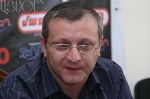 Եռյակը մեռավ, կեցցե՜ եռյակը
