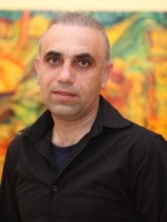 Պիեսը գրվում էր թատրոնում