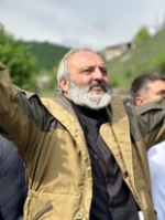 Առաջին հստակ քաղաքական քայլը