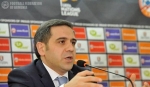 Պույ-Պույ մուկիկի նման կոկոսի մեջ են ընկել ու քեֆ են անում 