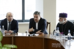 Կարեն Կարապետյանը հանդիպել է Հանրային խորհրդի անդամների հետ