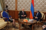 Նախագահն ընդունել է համաշխարհային ճանաչում ունեցող գիտնականներ Յուրի Օգանեսյանին և Անի Ափրահամյանին