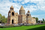 Քանի օր է փոթորիկով է անցնում Հայ Առաքելական Եկեղեցու նավը