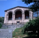 «Թումանյանը լուսանկարիչ»